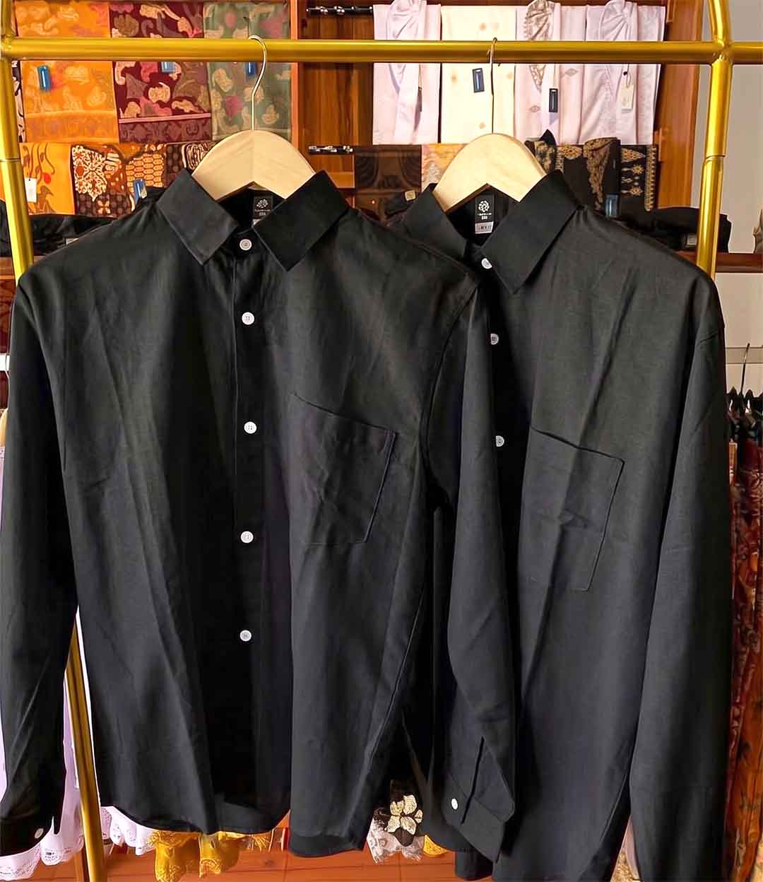 Pakaian Adat Bali Lengan Panjang Hitam